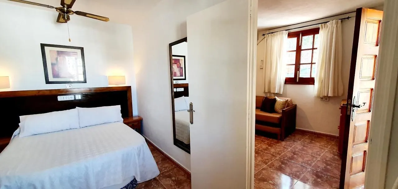 Granada Apartments Familiar Deluxe Пуртинач
