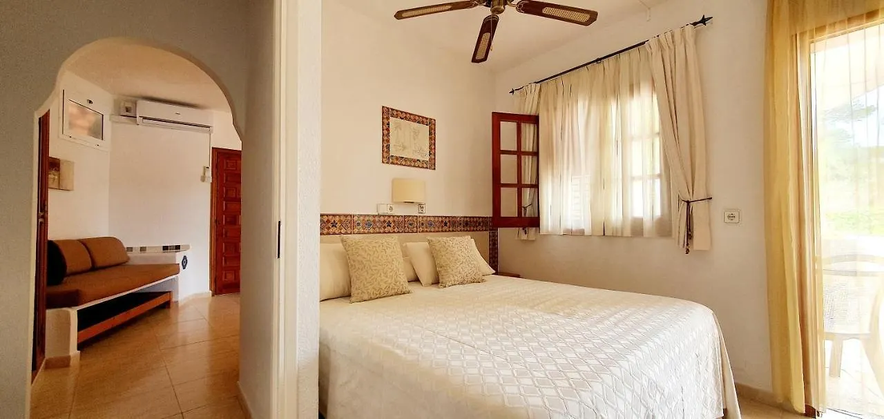 Granada Apartments Familiar Deluxe Пуртинач Испания