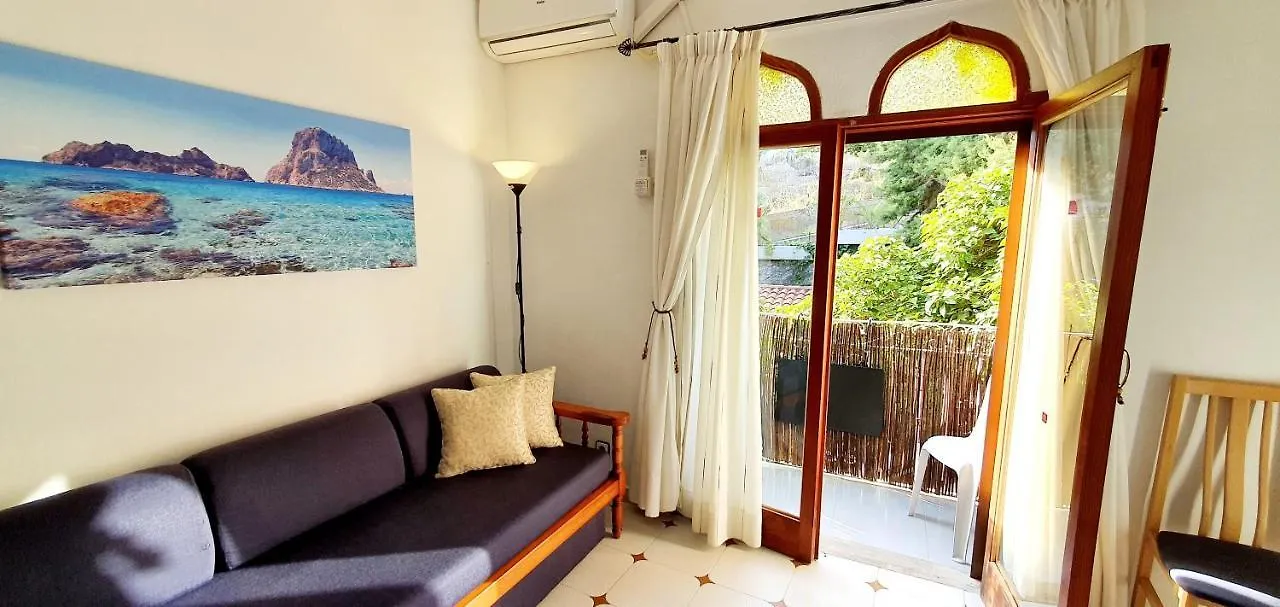 Granada Apartments Familiar Deluxe Пуртинач