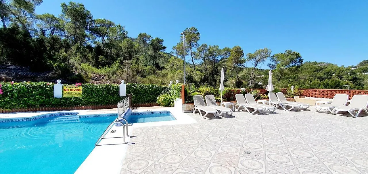 Granada Apartments Familiar Deluxe Пуртинач