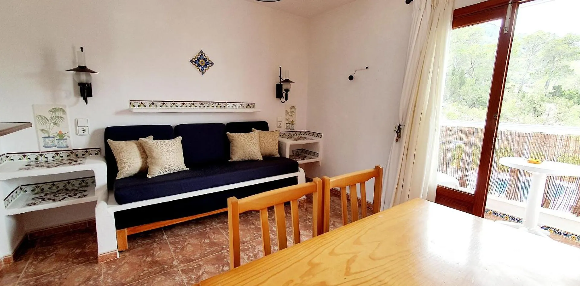 Granada Apartments Familiar Deluxe Пуртинач