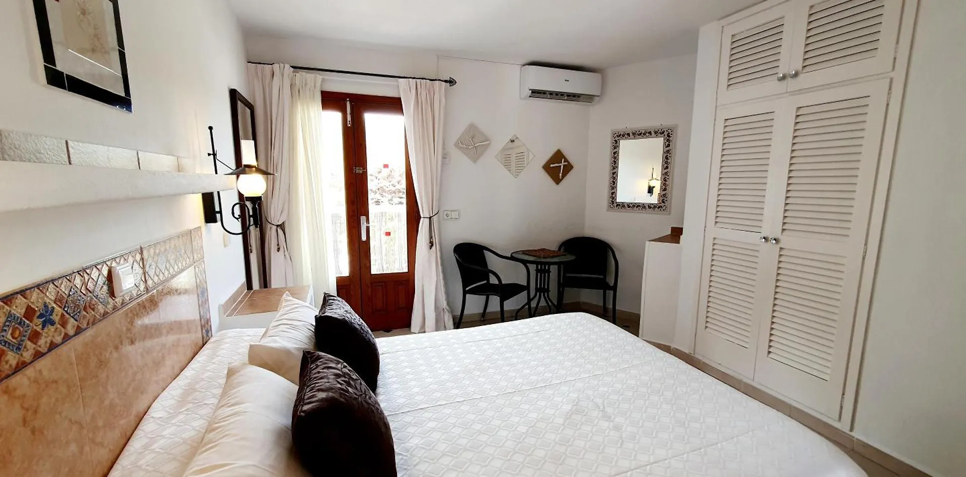 Granada Apartments Familiar Deluxe Пуртинач
