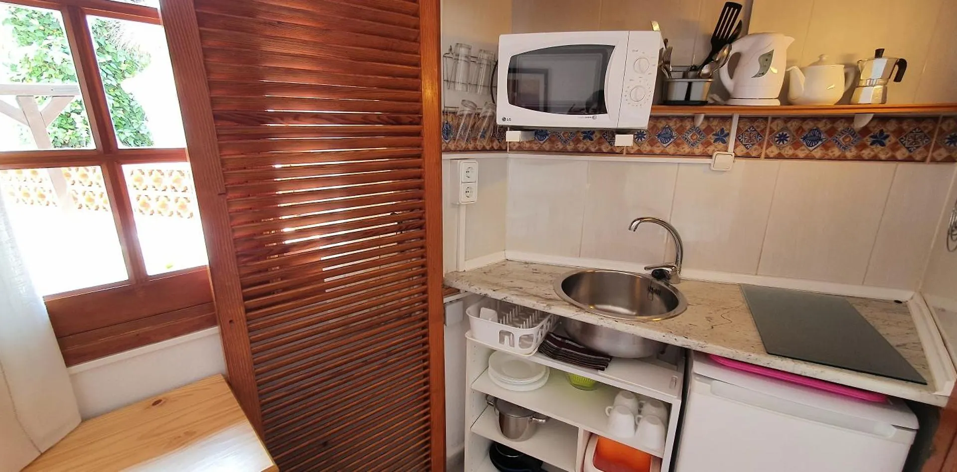 Granada Apartments Familiar Deluxe Пуртинач